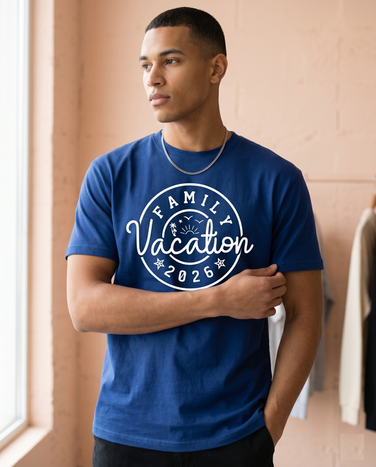 Custom Family Vacation 2026 Shirt, Retro Matching Family Trip Hoodies, Personalized Family Reunion Sweatshirts, Vintage Badge Vacation Tee