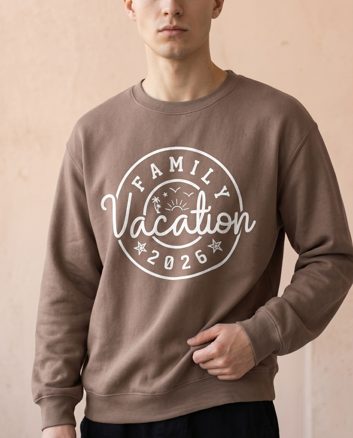 Custom Family Vacation 2026 Shirt, Retro Matching Family Trip Hoodies, Personalized Family Reunion Sweatshirts, Vintage Badge Vacation Tee