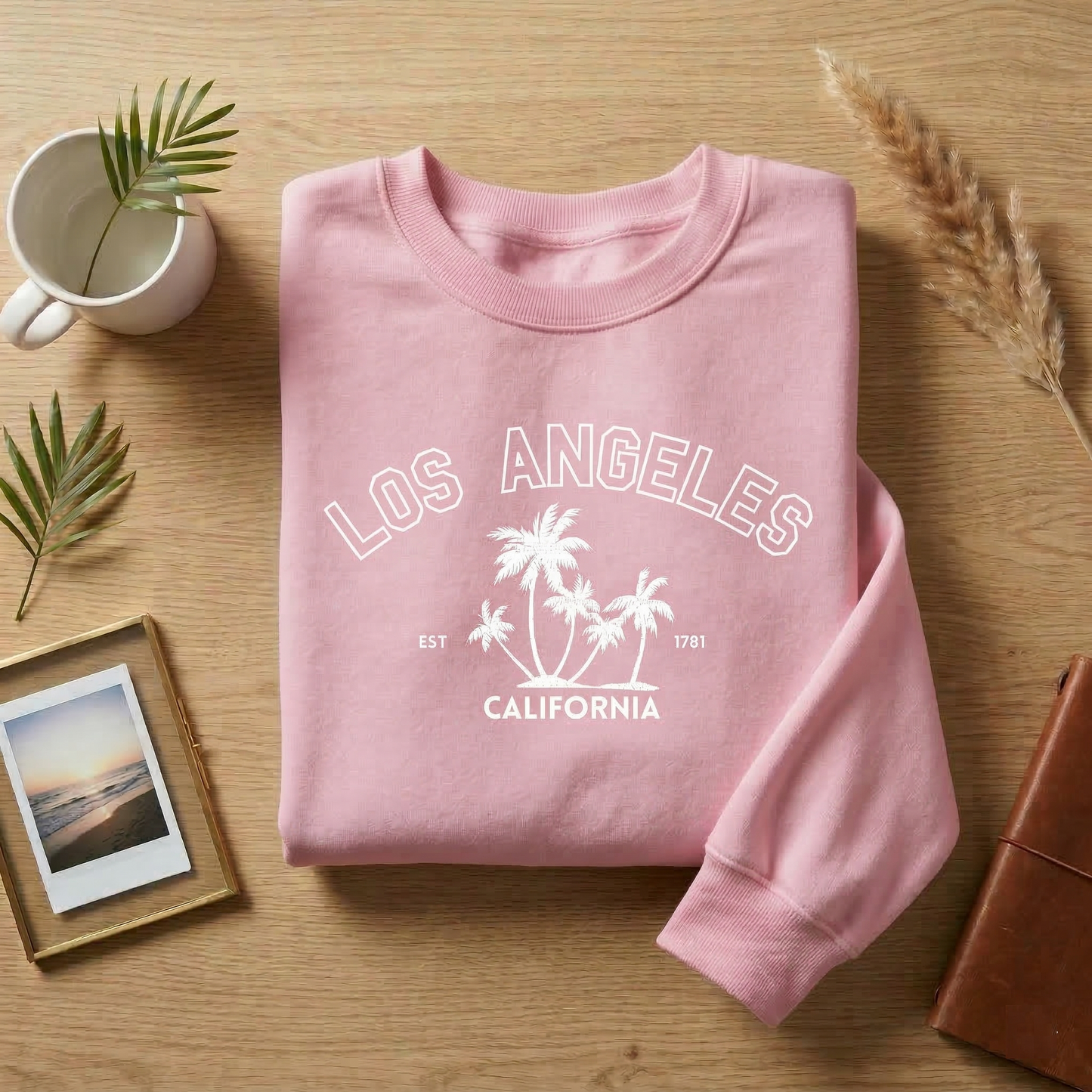 Los Angeles Sweatshirt | Vintage California Crewneck | Retro LA Palm Tree Pullover | Collegiate Style Cali Gift | West Coast Est 1781 Jumper